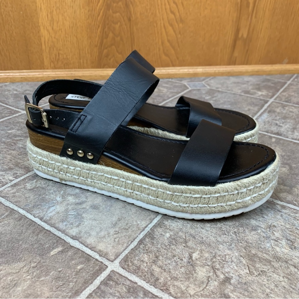 Steve Madden Strappy Platform Sandals Leather Natural Summery w/ Buckle // 8.5M